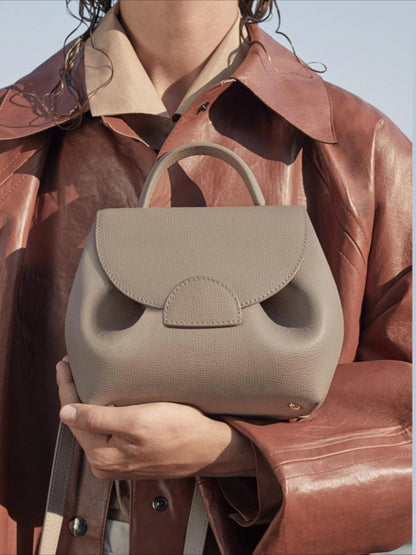 Sac à Main Design Minimaliste en Cuir – Chic & Tendance